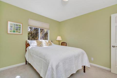 1504 Olympic Dr, Davis, CA 95616 photo 23