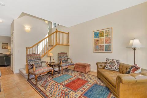 1504 Olympic Dr, Davis, CA 95616 photo 5
