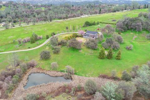 15345 Perimeter Rd, Grass Valley, CA 95949 photo 4
