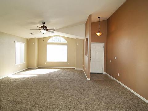 305 Yosemite Meadows Dr, Modesto, CA 95357 photo 4
