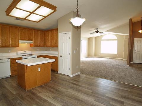 305 Yosemite Meadows Dr, Modesto, CA 95357 photo 9