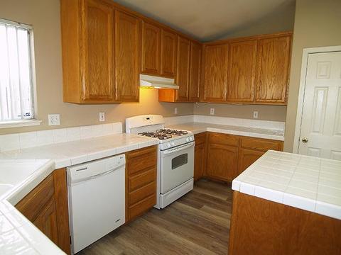 305 Yosemite Meadows Dr, Modesto, CA 95357 photo 16