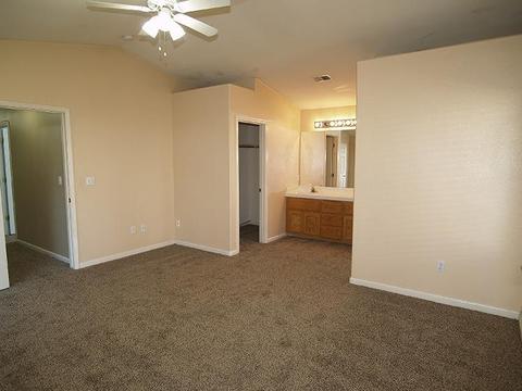 305 Yosemite Meadows Dr, Modesto, CA 95357 photo 28