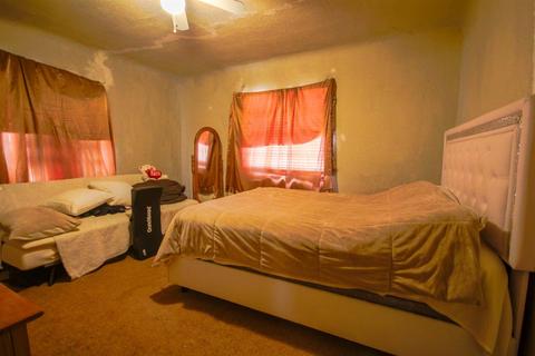 720 Turner St, Modesto, CA 95351 photo 4