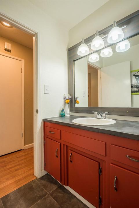 1912 Robbie Ave, Modesto, CA 95350 photo 18