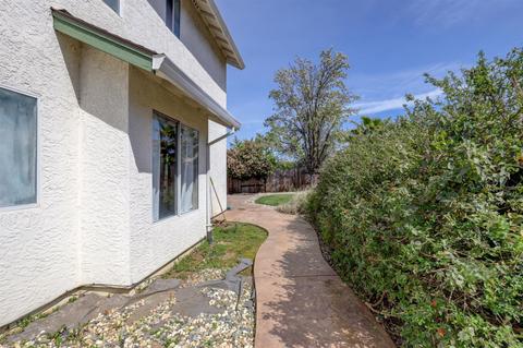 8204 Helmsley Ct, Antelope, CA 95843 photo 30