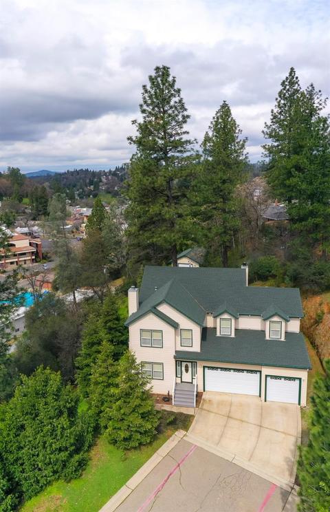 1071 Estey Ct, Placerville, CA 95667 photo 2