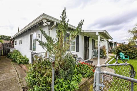 4928 E Weber Ave, Stockton, CA 95215 photo 3