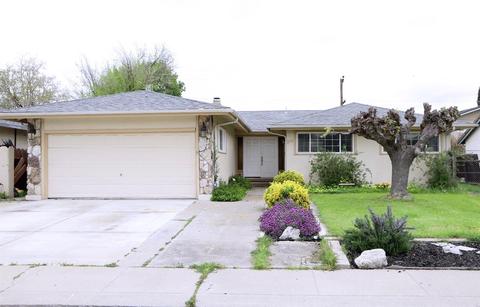 219 Derecho Way, Tracy, CA 95376 photo 2