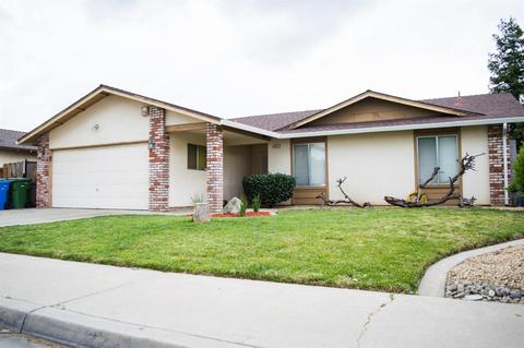 945 Eureka Dr, Turlock, CA 95380 photo 3