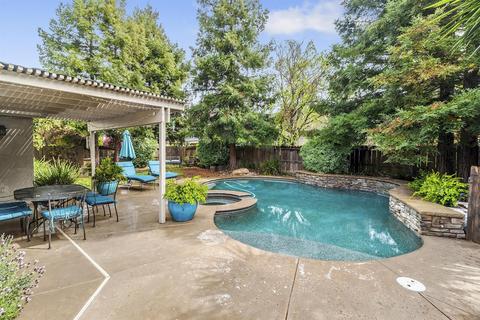 2804 Macbeth Ct, Modesto, CA 95355 photo 1