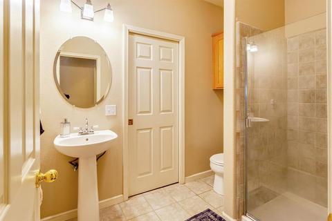 2804 Macbeth Ct, Modesto, CA 95355 photo 11