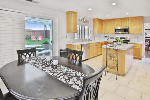 2565 Monroe, Tracy, CA 95376 photo 16