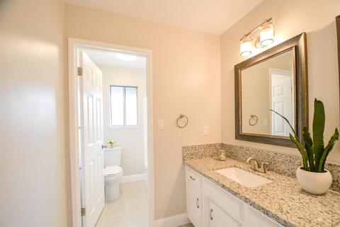 209 Bluegrass Ln, Modesto, CA 95351 photo 21