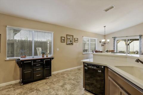 950 Norman Dr, Manteca, CA 95336 photo 20