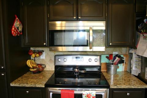 948 Oak Grove Rd, Modesto, CA 95351 photo 11