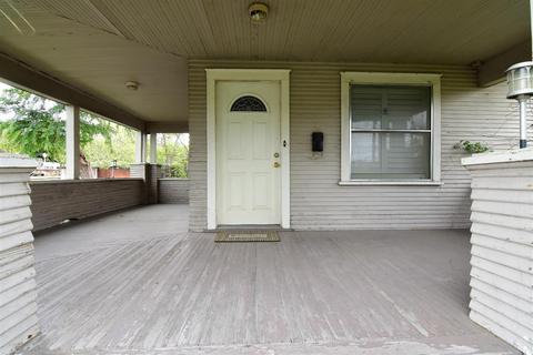 956 E Main St, Turlock, CA 95380 photo 6