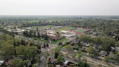 956 E Main St, Turlock, CA 95380 photo 35