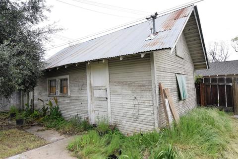 956 E Main St, Turlock, CA 95380 photo 34