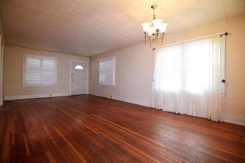 956 E Main St, Turlock, CA 95380 photo 7