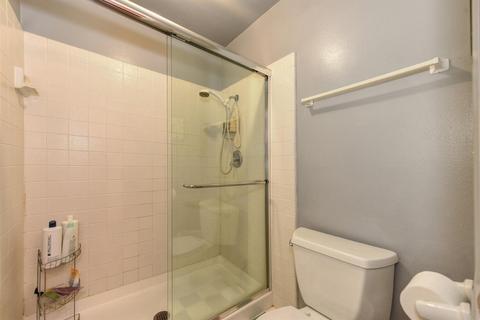 3923 Oak Villa Cir, Carmichael, CA 95608 photo 22