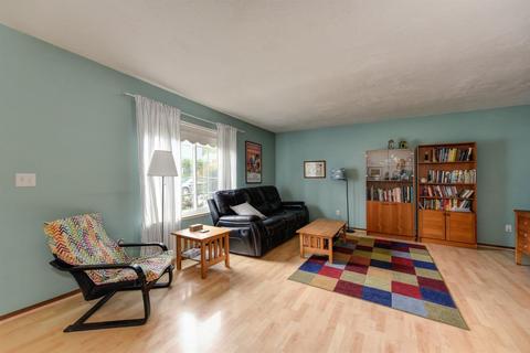 3923 Oak Villa Cir, Carmichael, CA 95608 photo 8