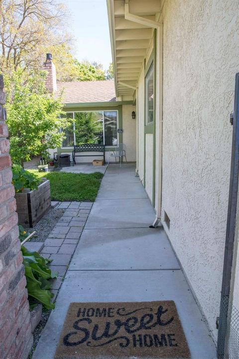 2718 Tiber Ave, Davis, CA 95616 photo 2