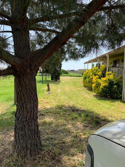 9533 E Belmont, Sanger, CA 93657 photo 1