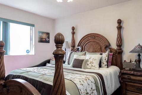 1328 Vanessa Ct, Ceres, CA 95307 photo 15