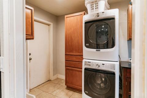 1120 Allen Dr, Modesto, CA 95350 photo 25