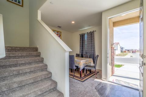 206 Solano St, Madera, CA 93638 photo 8