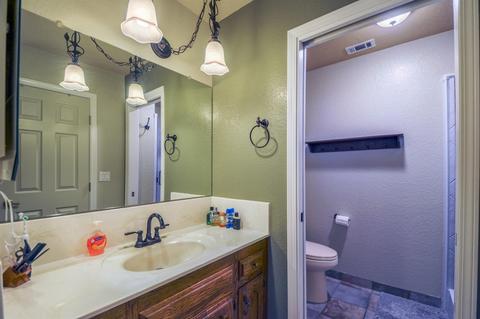 913 E Milgeo Ave, Ripon, CA 95366 photo 28