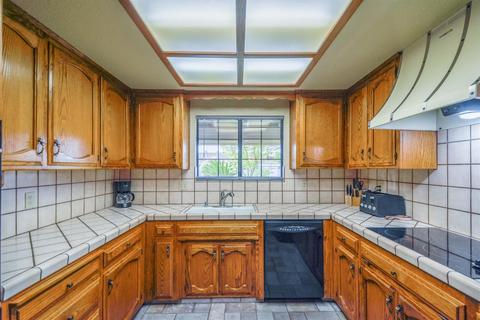 913 E Milgeo Ave, Ripon, CA 95366 photo 12