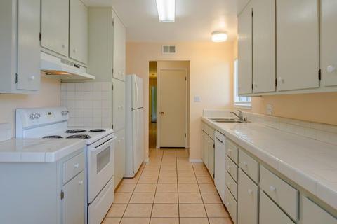 951 Pecan Pl, Davis, CA 95616 photo 8