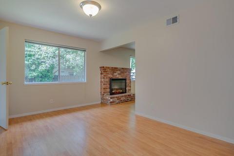 951 Pecan Pl, Davis, CA 95616 photo 5