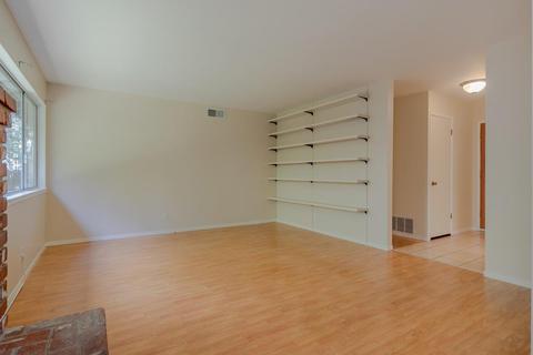 951 Pecan Pl, Davis, CA 95616 photo 3