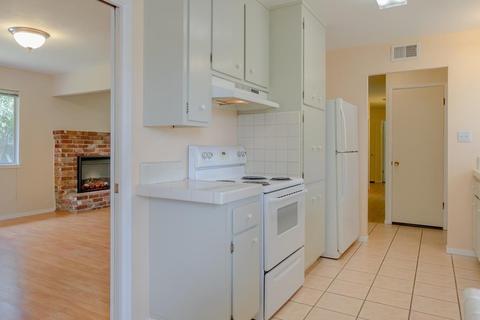 951 Pecan Pl, Davis, CA 95616 photo 9