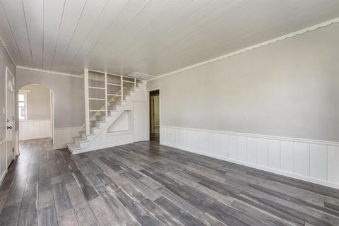 520 W Lowell Ave, Tracy, CA 95376 photo 9