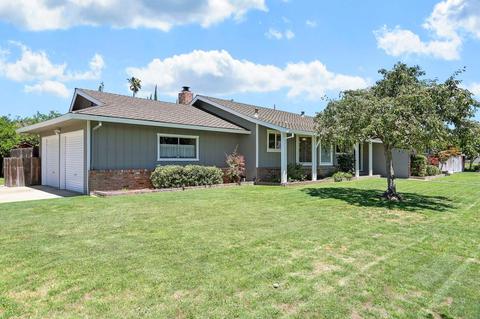 1235 Corwin Dr, Manteca, CA 95337 photo 2