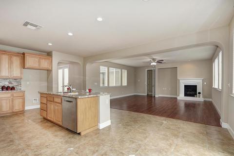 1074 Limestone Dr, Folsom, CA 95630 photo 17