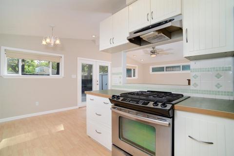 748 L St, Davis, CA 95616 photo 13