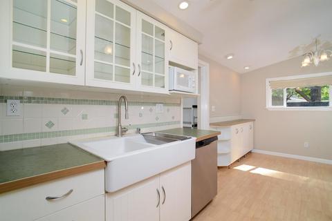 748 L St, Davis, CA 95616 photo 11