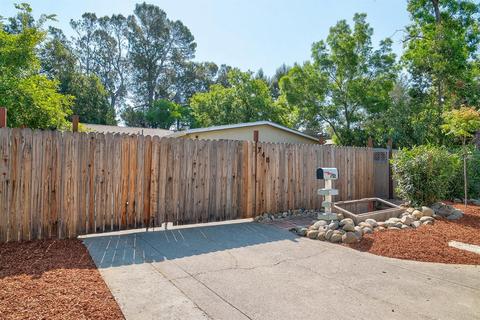 748 L St, Davis, CA 95616 photo 1