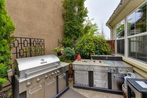 1352 Bugby Ln, Folsom, CA 95630 photo 25