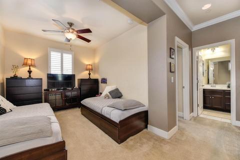 1352 Bugby Ln, Folsom, CA 95630 photo 15