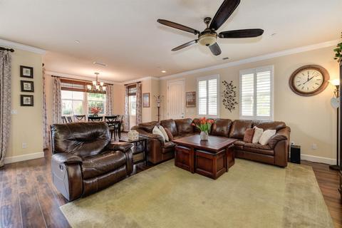 1352 Bugby Ln, Folsom, CA 95630 photo 5