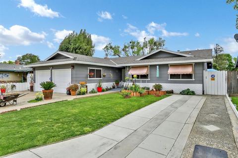 2012 Cardinal Dr, Ceres, CA 95307 photo 4