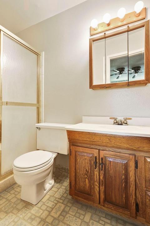 647 Rutledge Dr, Lodi, CA 95242 photo 17