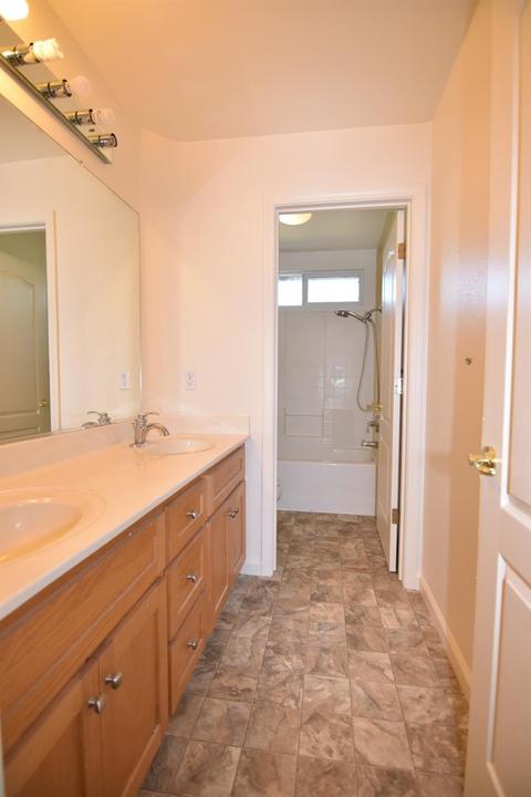 2430 Trail Way, Turlock, CA 95382 photo 36