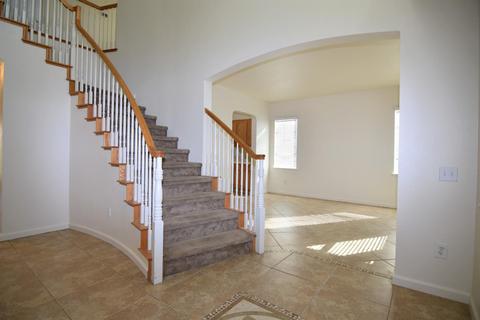 2430 Trail Way, Turlock, CA 95382 photo 5